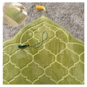 Alfombra verde afelpada