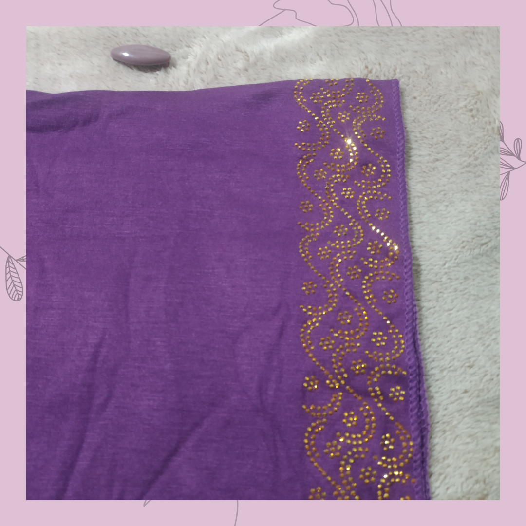Hijab morado jersey con strass - Imagen 2